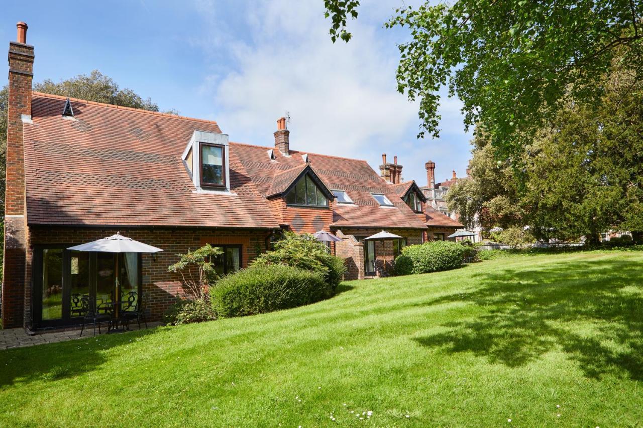 Resort Macdonald Elmers Court 4*